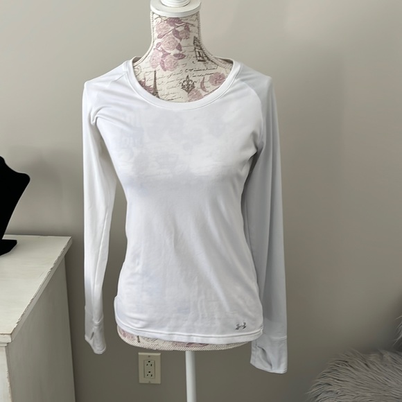 Under armor athletic long sleeve shirt - Picture 1 of 3